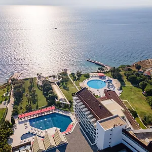 فندق غراند أونتور سيسمي, Çeşme